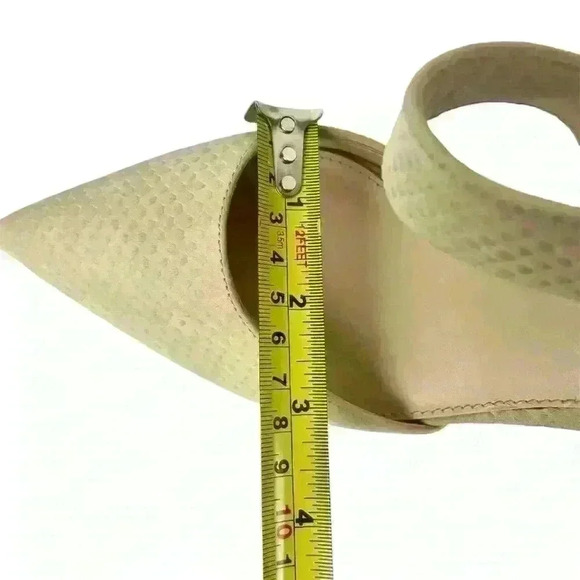 Vince Camuto Carlotte Pointed Toe Leather D'Orsay Pump High Heel Beige Cream  7M - Picture 17 of 17